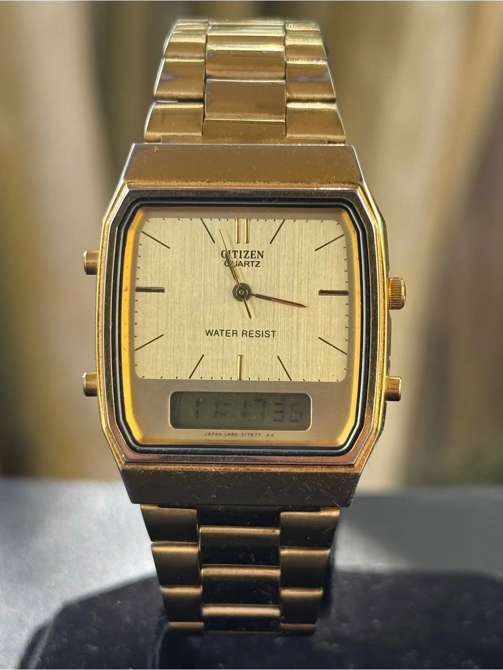 Citizen Quartz Vintage Analog-Digital LCD Gold Tone 31mm | Alarm Chrono Date